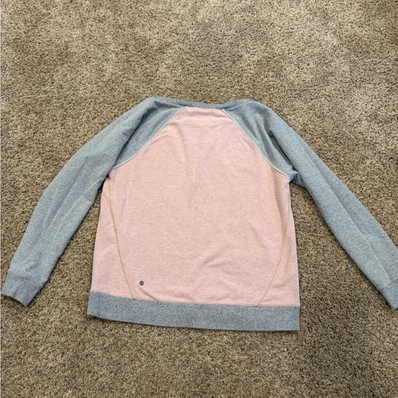 Lululemon - Picture 3 of 6